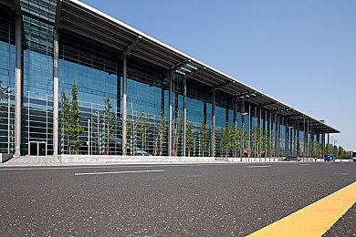 Nintendo Switch™游戏《鬼灭之刃 争当最强队士！》今日正式发售！